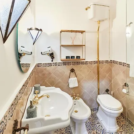 Louis Mary Semesterbostad Gallipolli